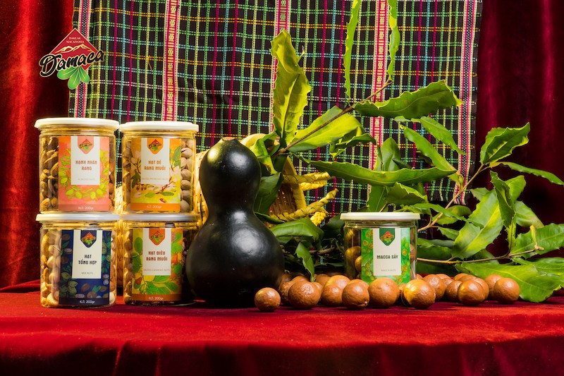 Macca Dak Lak Nguyen Phuong launches new products - Damaca.vn